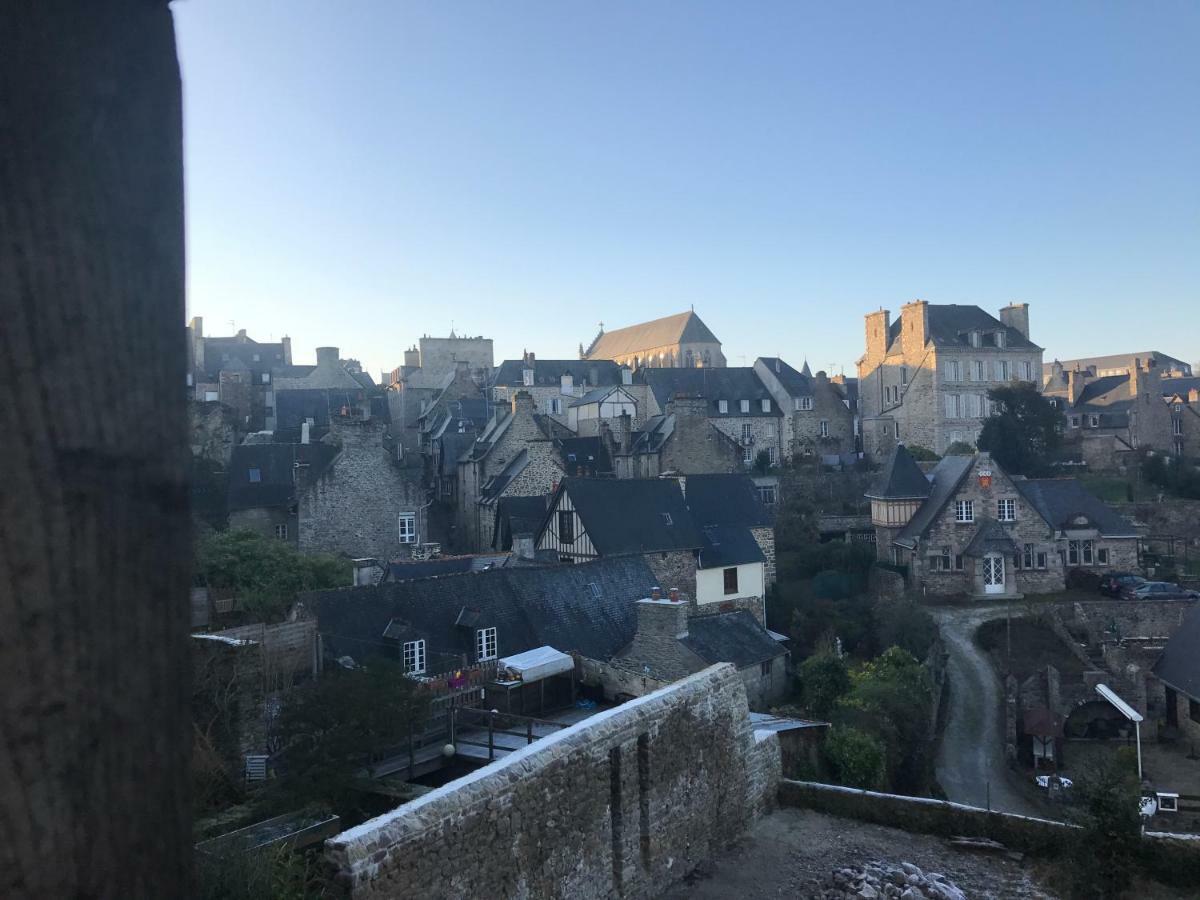 La Re-Naissance Dinan Exterior foto