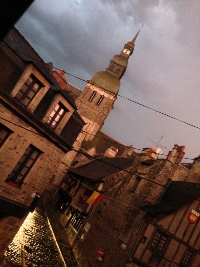 La Re-Naissance Dinan Exterior foto